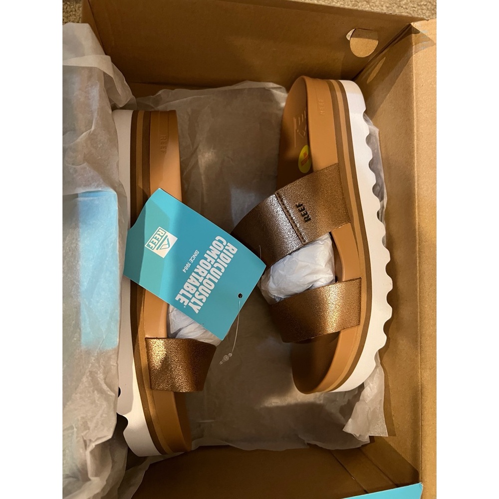 New in box Reef sandals. - Picture 3 of 12